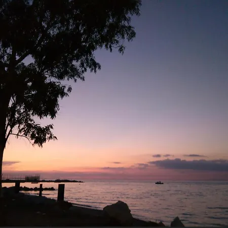 Patras Cozy Lodge Buitenkant foto