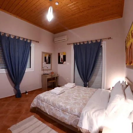 Patras Cozy Lodge Buitenkant foto